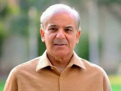 وزیر اعظم شہباز شریف نجی دورے پر لندن پہنچ گئے