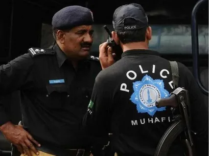 اسلام آباد پولیس نے پی ٹی آئی کے اہم رہنماؤں کے وارنٹ گرفتاری حاصل کر لیے